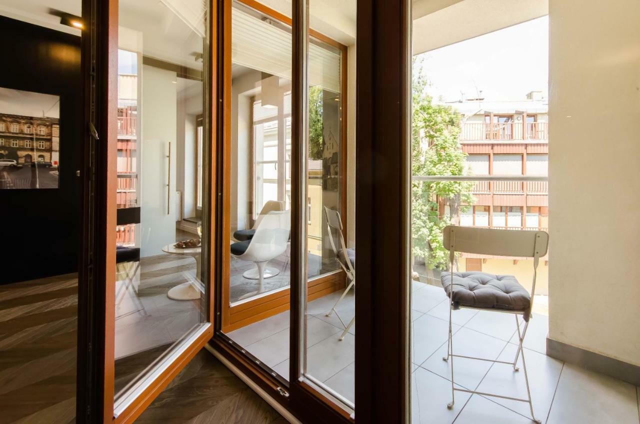 Central Kazimierz Apartment With Balcony Cracóvia Exterior foto